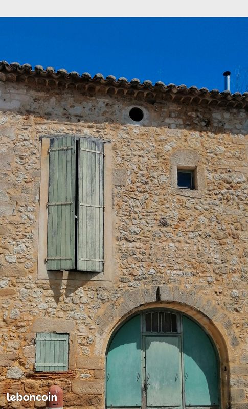 Maison 6 pièces 204 m² · à Uzès · 204 m² · 110 000 €