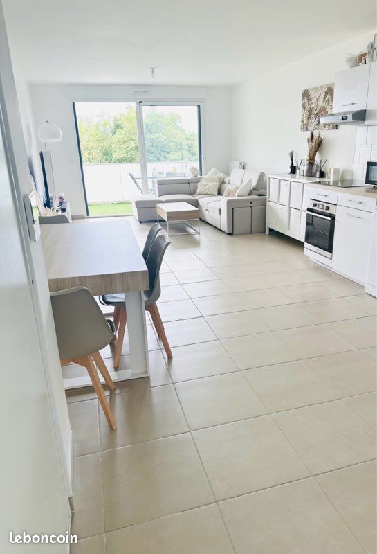 Appartement 4 pièces 70 m² · à Saint-Genis-Pouilly · 70 m² · 1 800 €/mois