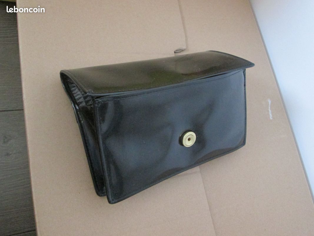 Pochette vernis noir durrap35 (image 1)