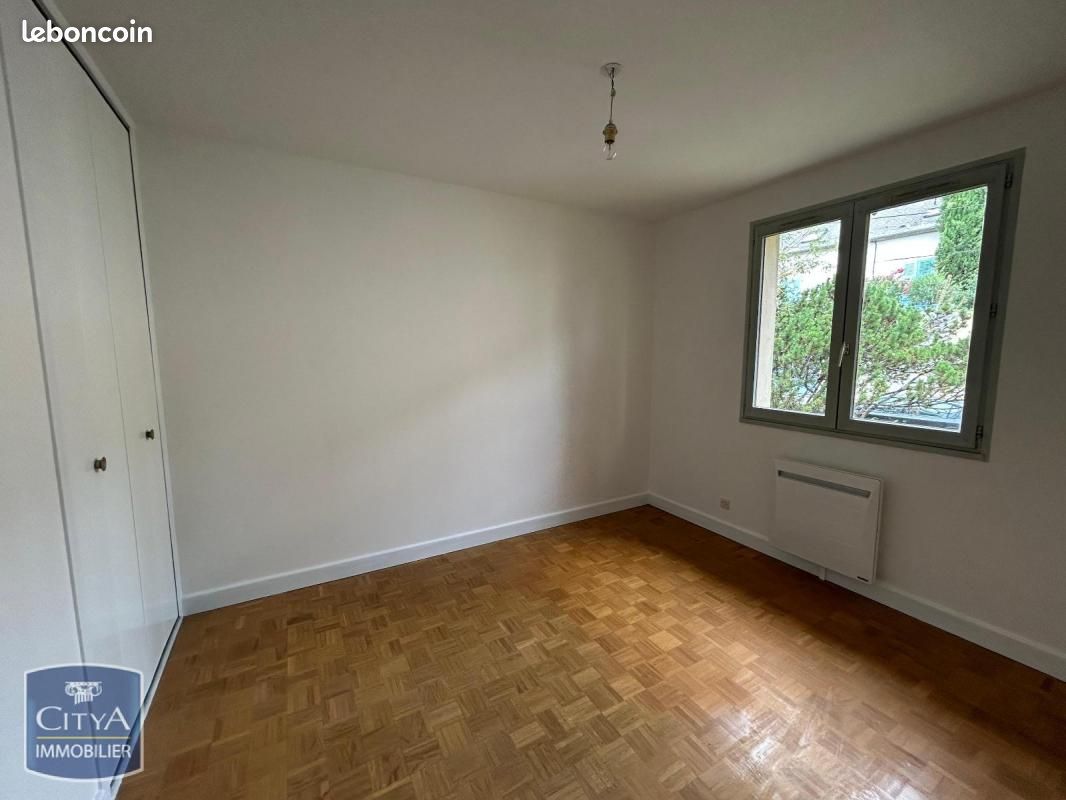 Maison a louer nevers - 4 pièce(s) - 108 m2 - Surfyn