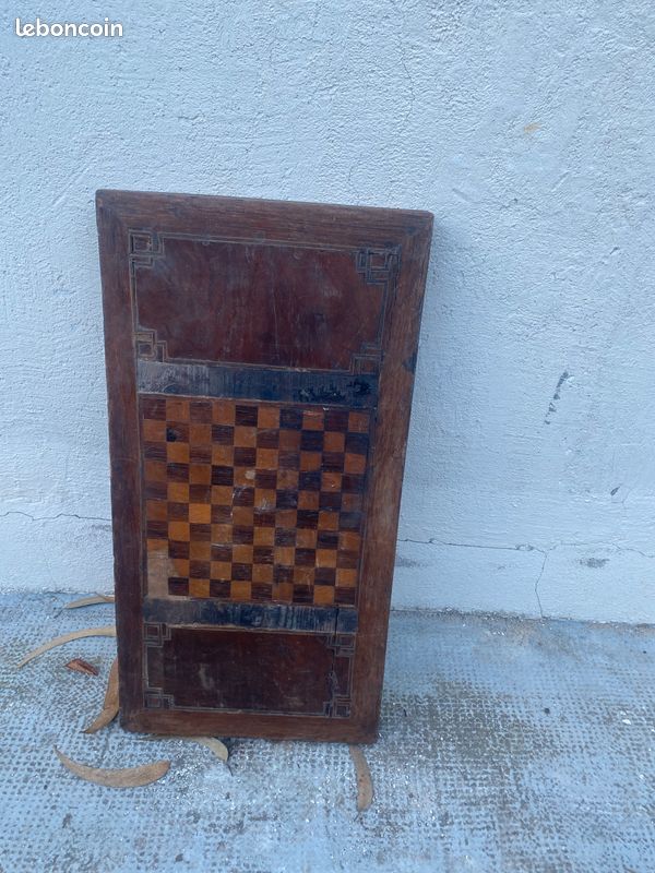 Table de Jeux (image 1)