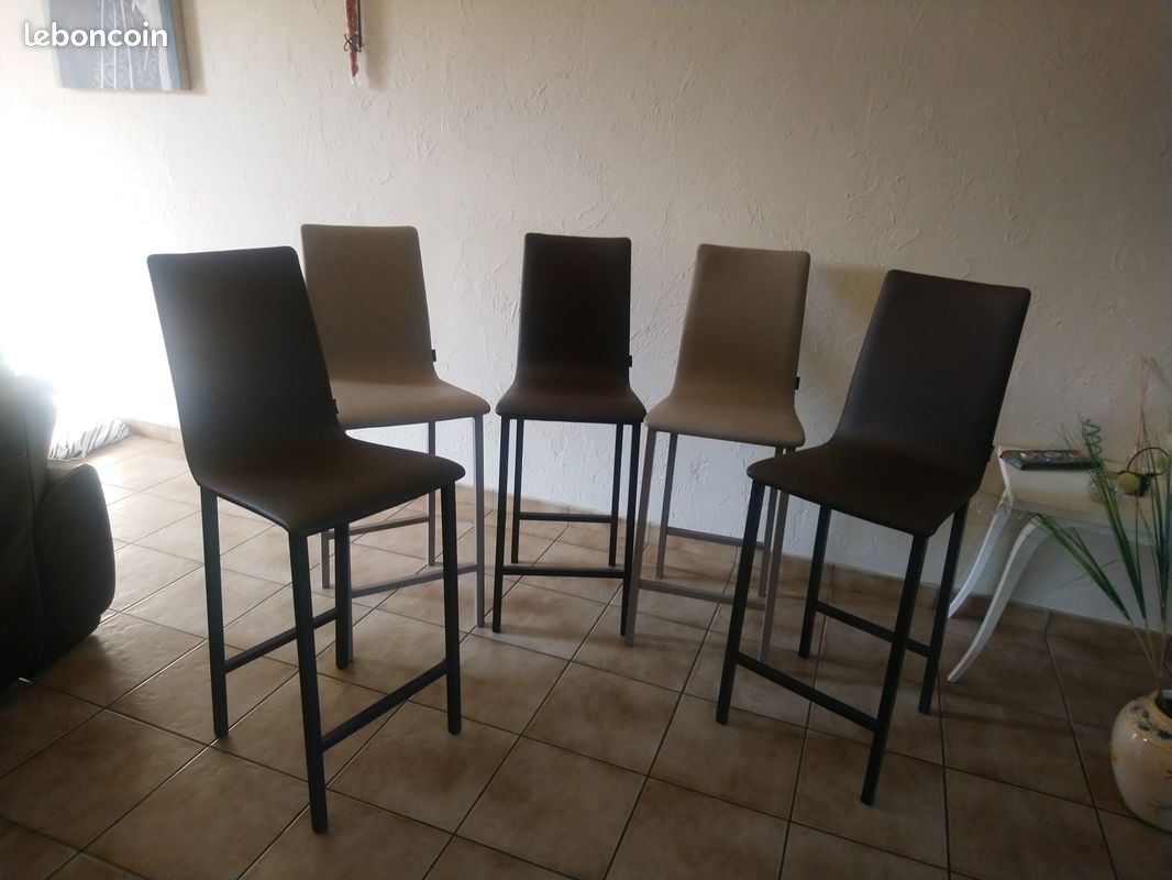 Tabourets hauts (image 2)