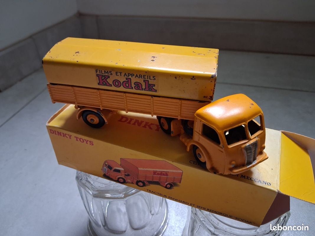 Camion Panhard et semi remorque Kodak Dinky Toys (image 2)