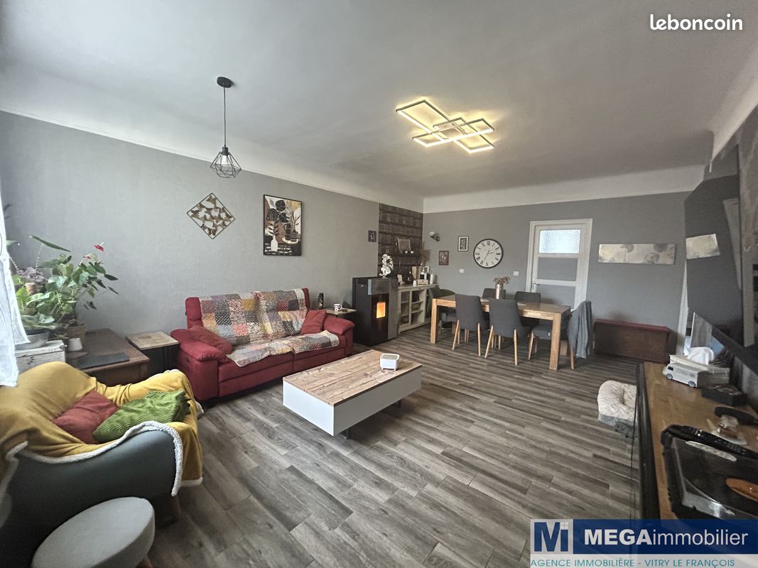 Maison 6 pièces 175 m² · à Vitry-le-François · 175 m² · 179 000 €