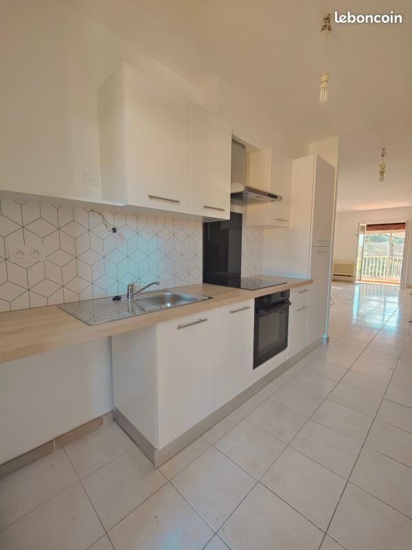Appartement 3 pièces 57 m² · à Six-Fours-les-Plages · 57 m² · 1 001 €/mois
