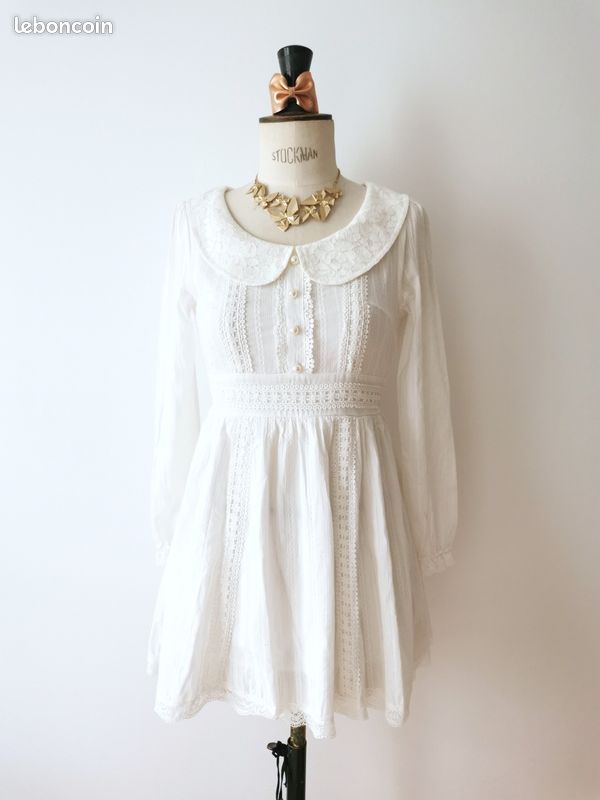 Robe blanche dentelle babydoll coquette Vêtements