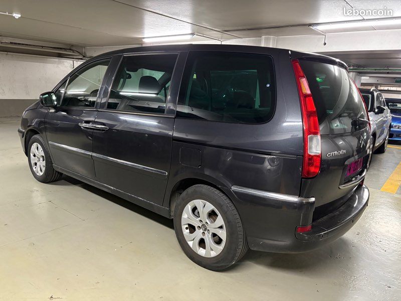 C8 2.0 hdi 136 banquette 8 places suivi 150000kms distribution a jour (image 6)
