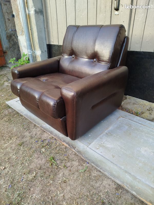 Fauteuil bas (image 1)