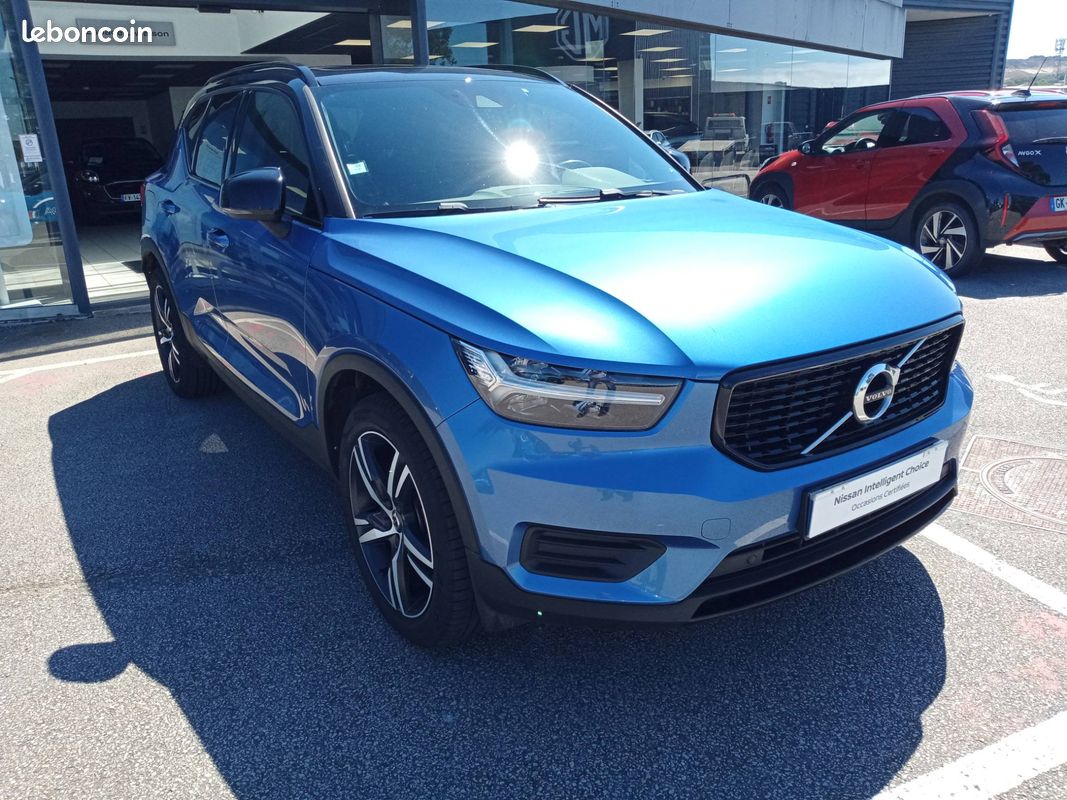 VOLVO XC40 T3 163 ch Geartronic 8 R-Design (image 17)