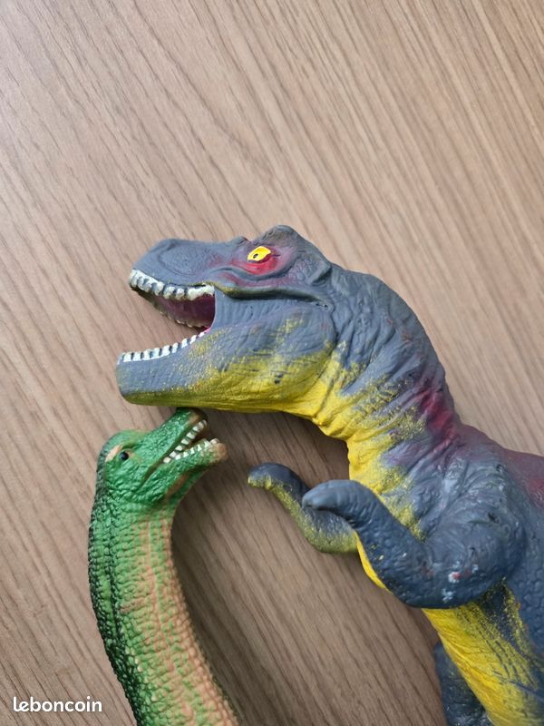 Jouet dinosaure (image 2)