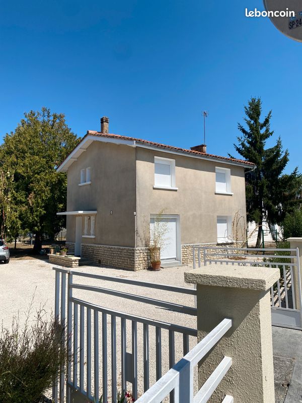 Maison 4 pièces 94 m² · à Matha · 94 m² · 153 000 €