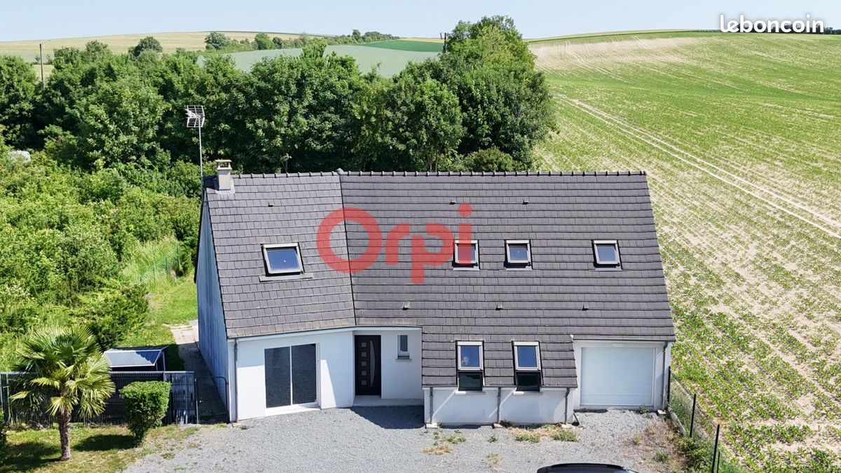 Maison 5 pièces 173 m² · à Cléry-sur-Somme · 173 m² · 252 900 €