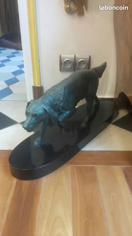 Statue (image 2)