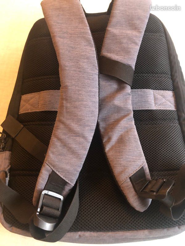 Sac à dos Puro Byday Gris pour McBook Pro 15.6" (image 3)
