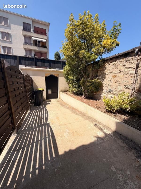 Maison 2 pièces 27 m² · à Saint-Maur-des-Fossés · 27 m² · 265 000 €