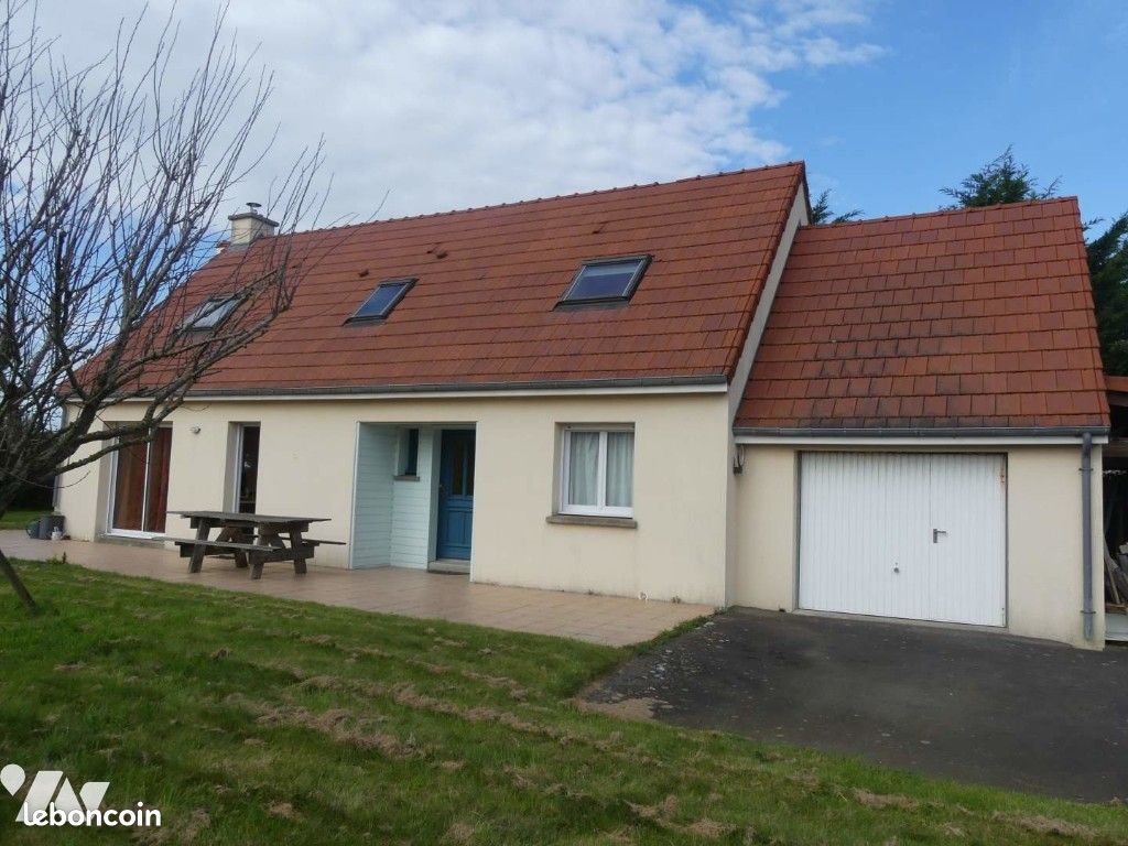 Maison 8 pièces 140 m² · à Bréville-sur-Mer · 140 m² · 339 200 €