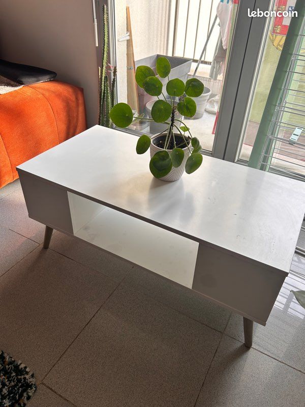 Table basse style scandinave (image 1)