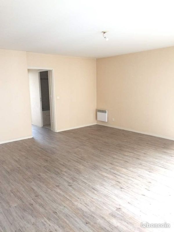 Appartement 3 pièces 77 m² · à Tours · 77 m² · 870 €