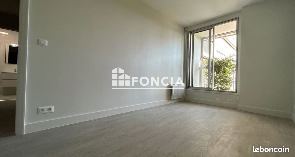 Appartement 1 pièce 18 m² · à Chatou · 18 m² · 625 €