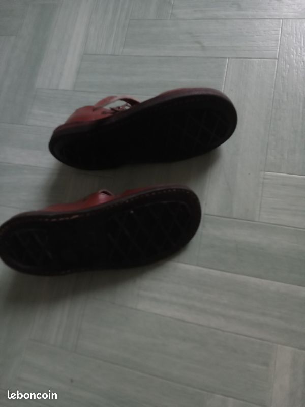 Chaussure ancienne neuve (image 4)
