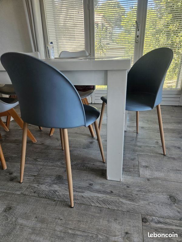 6 Chaises (image 2)