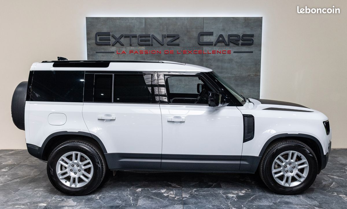 Land Rover Defender 110 3.0 D250 Hard Top S - 2 Places - 14.000 Kms - 1ère Main Origine FR - Garantie 04/2029 (image 6)