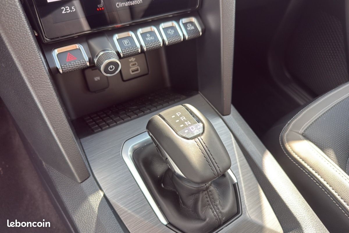 Volkswagen Amarok V6 240 BVA10 AVENTURA 4PL (image 11)