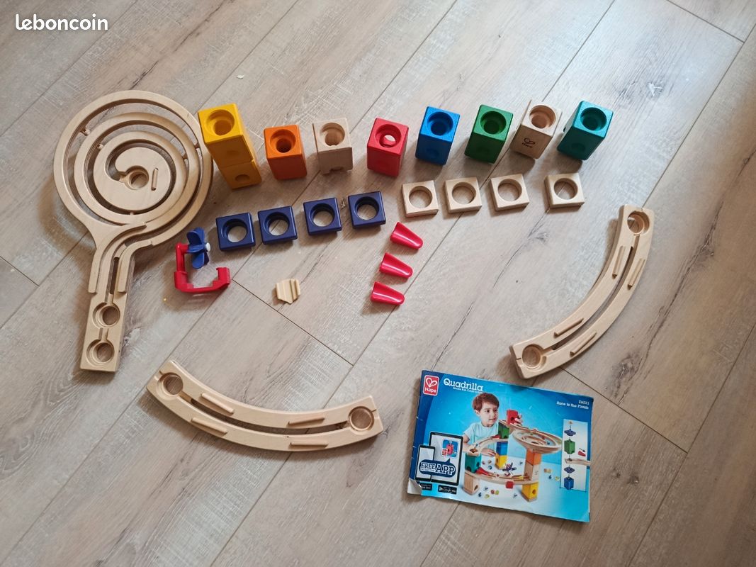 Circuit billes en bois Hape Quadrilla (image 3)
