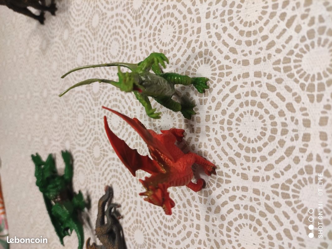 Lot de 10 petites figurines dragons (image 3)