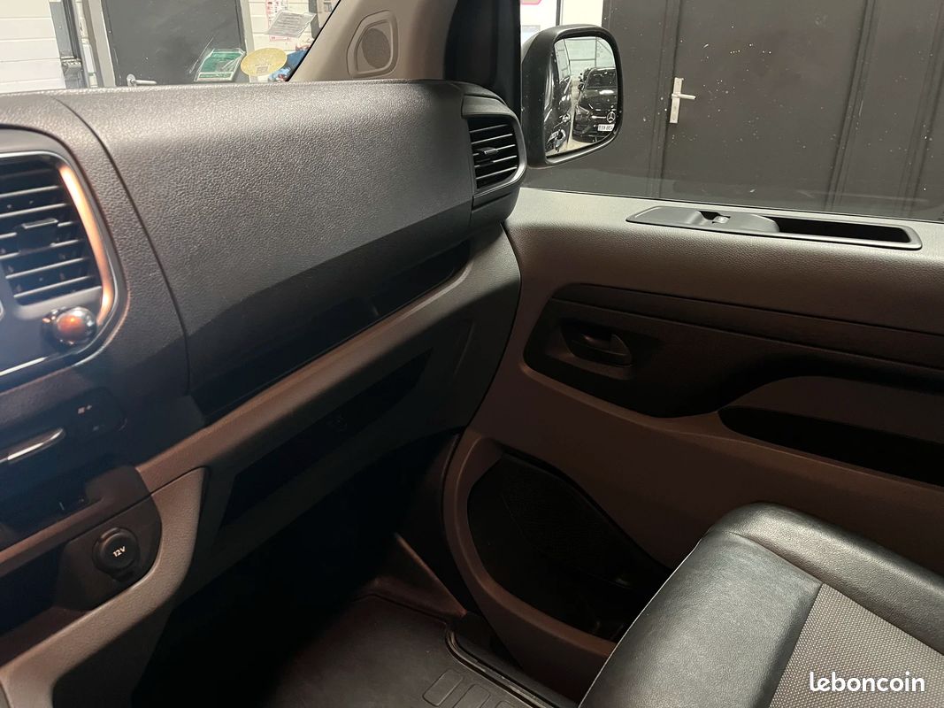 Peugeot EXPERT Urban Compact (image 17)