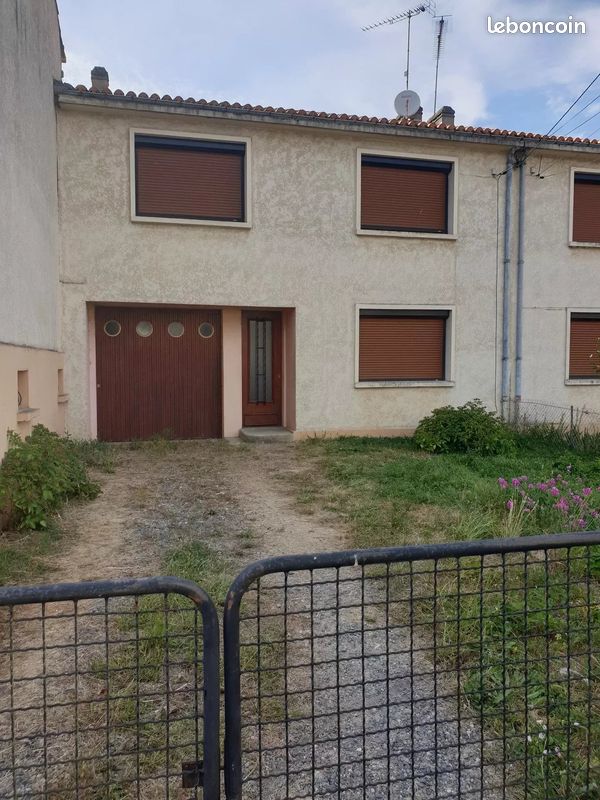 Maison 4 pièces 70 m² · à Gond-Pontouvre · 70 m² · 755 €