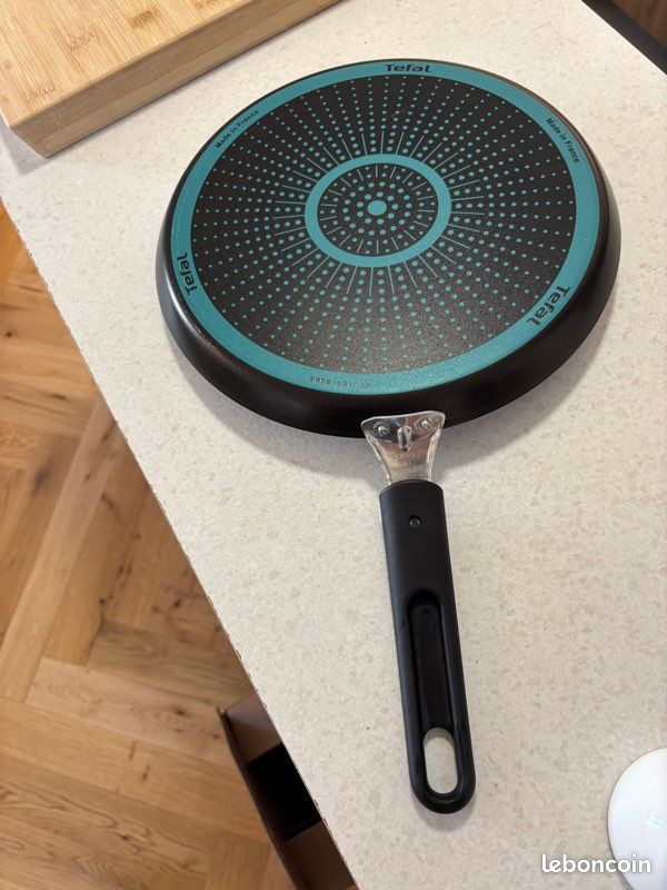 Tefal - Poêle à crêpes 25 cm neuve (image 2)