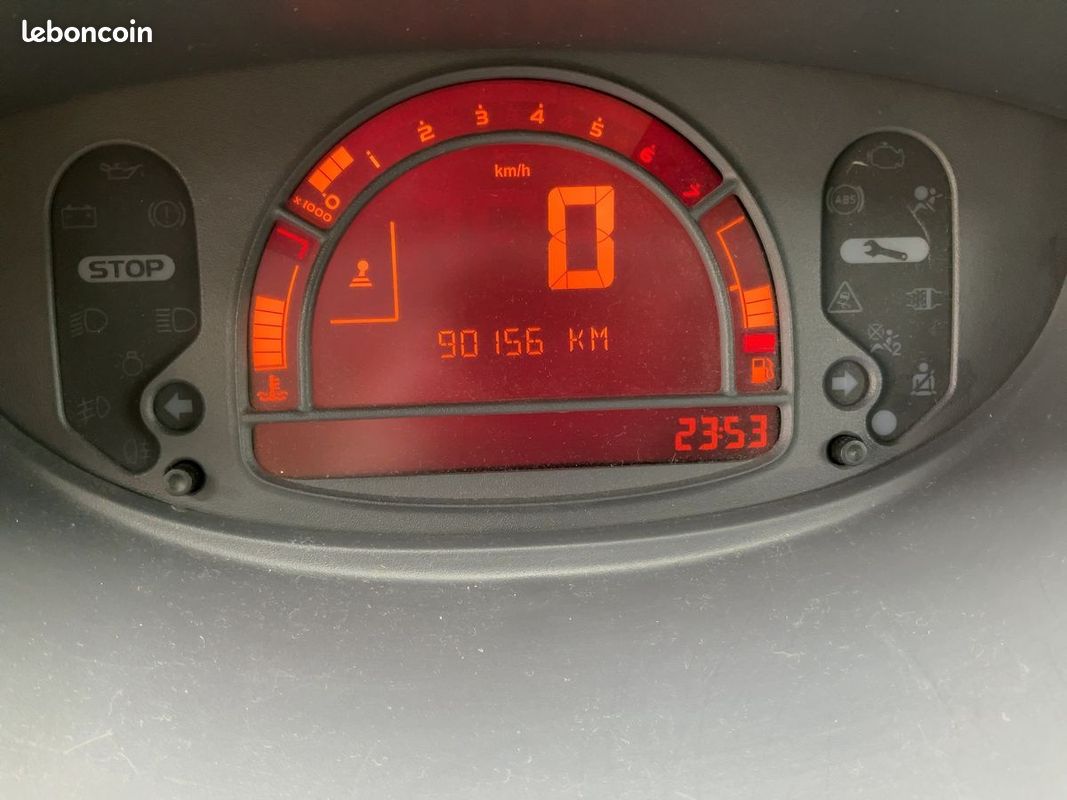 Renault MODUS 1.2 16V 75CH YAHOO (image 6)