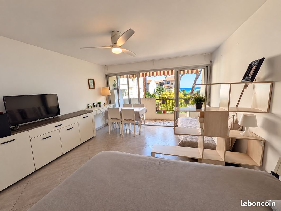 Appartement 1 pièce 32 m² · à Roquebrune-Cap-Martin · 32 m² · 1 100 €/mois
