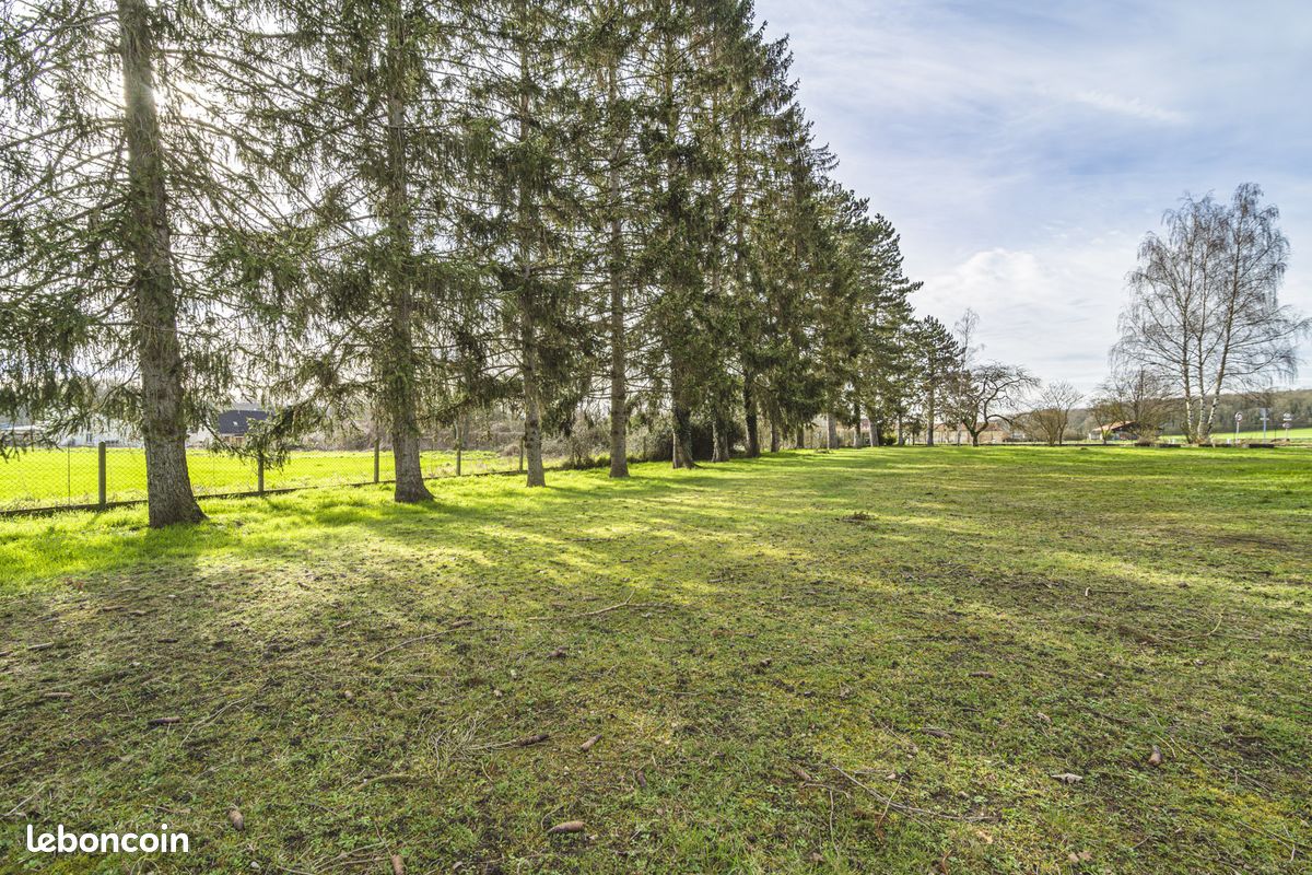 Terrain 903 m² · à Courlandon · 903 m² · 83 000 €