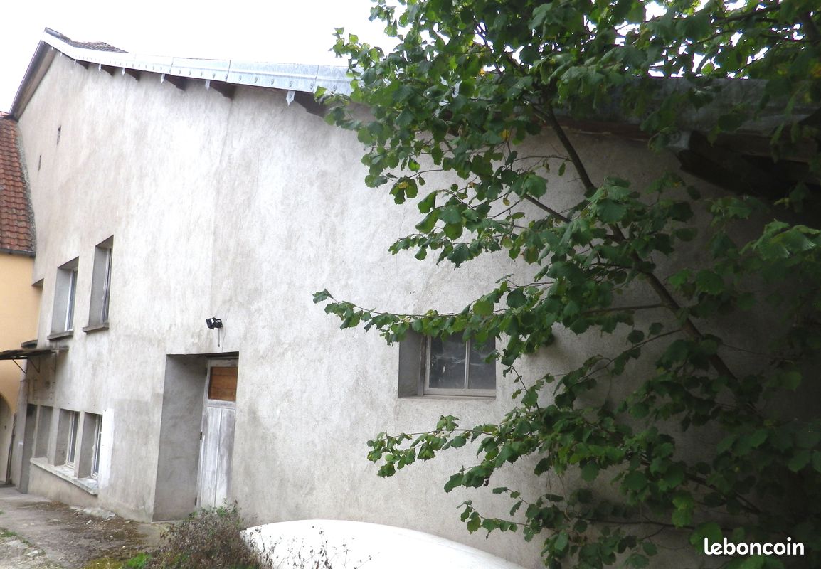 Maison 6 pièces 150 m² · à Cussey-sur-l'Ognon · 150 m² · 112 000 €
