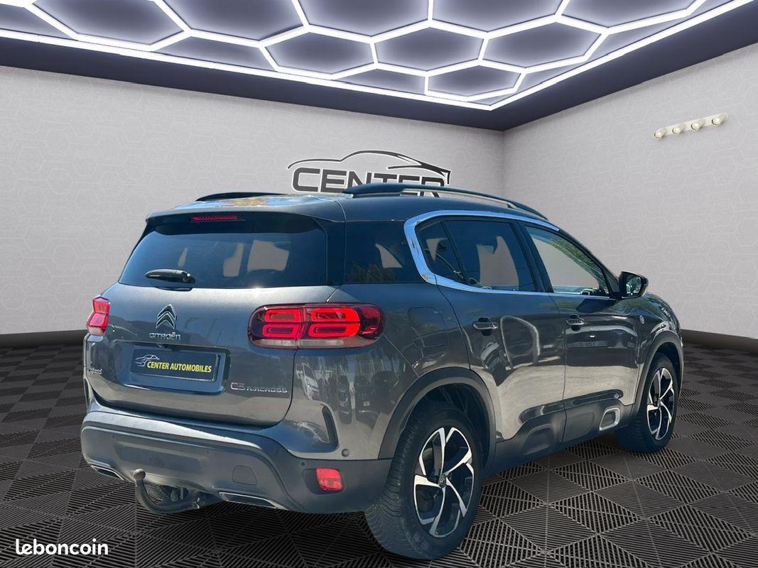 Citroën C5 AIRCROSS C-Series 1.6 225 Plug in Hybrid Rechargeable e-EAT8 Boîte auto {ATTELAGE - CAMERA - CLIM - CARPLAY} (image 4)