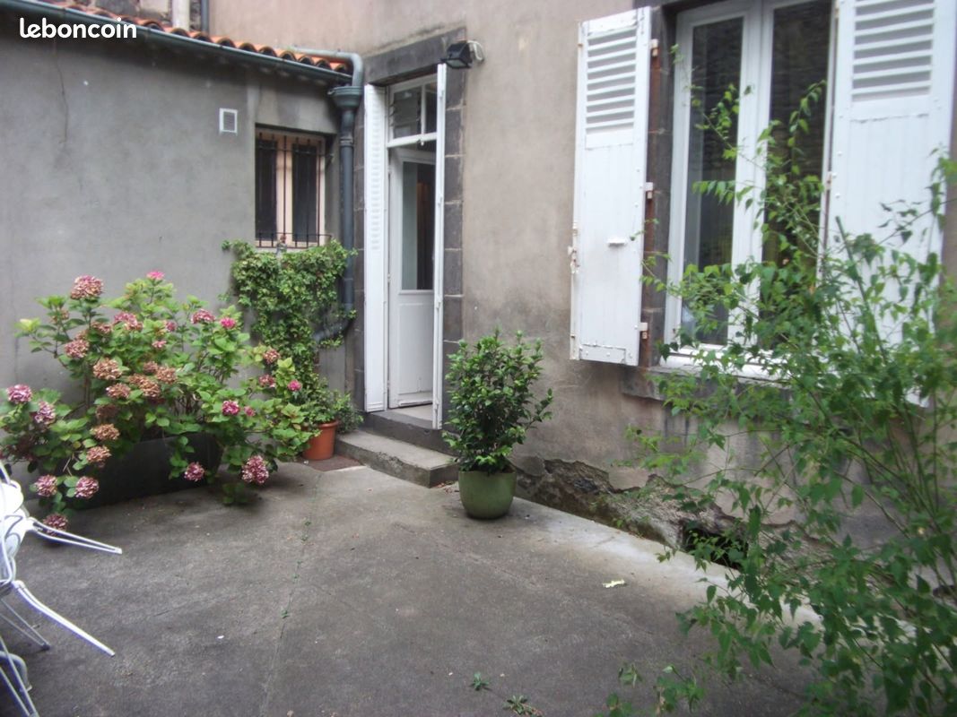 Appartement 4 pièces 100 m² · à Clermont-Ferrand · 100 m² · 350 000 €