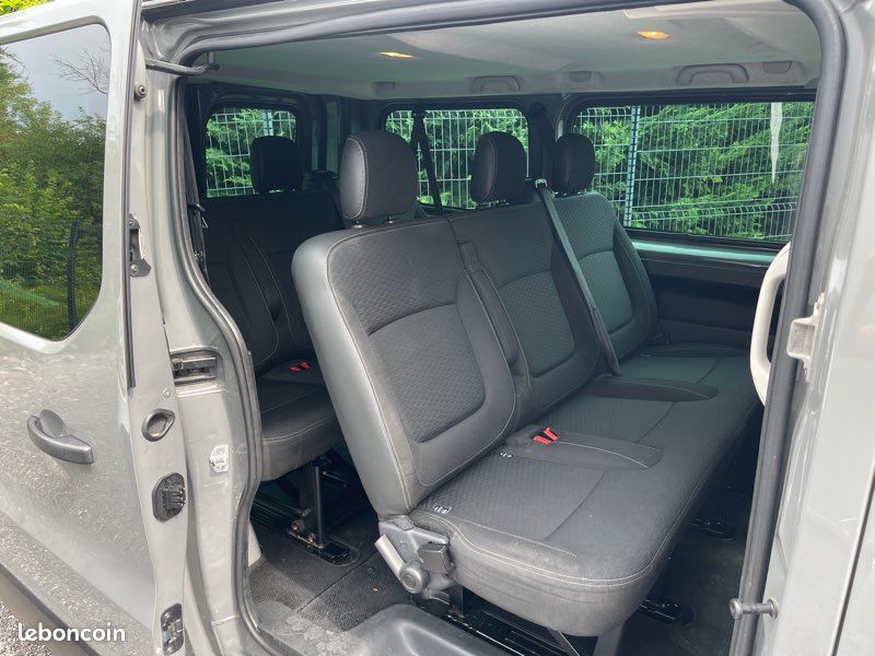 Opel vivaro 9 places (image 5)