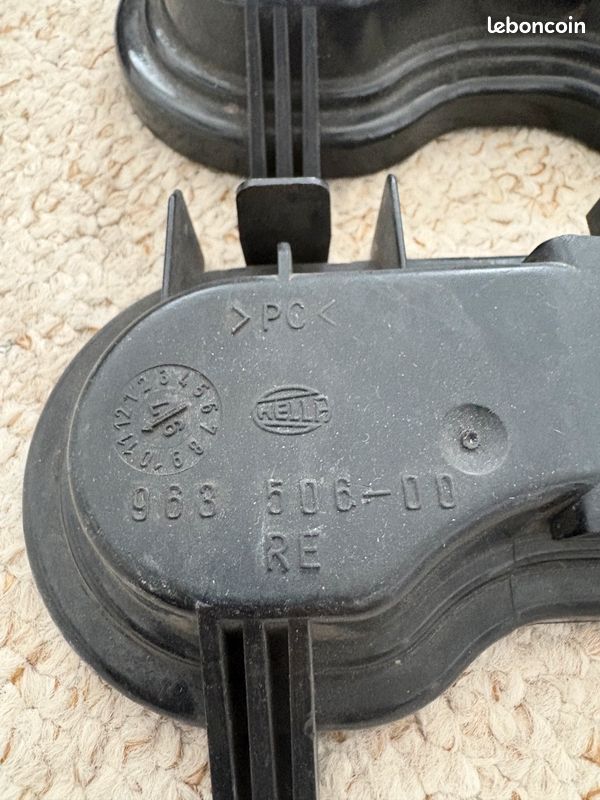 Cache feux avant cache ampoule feux avant Hella pour Audi A3 8L (image 3)