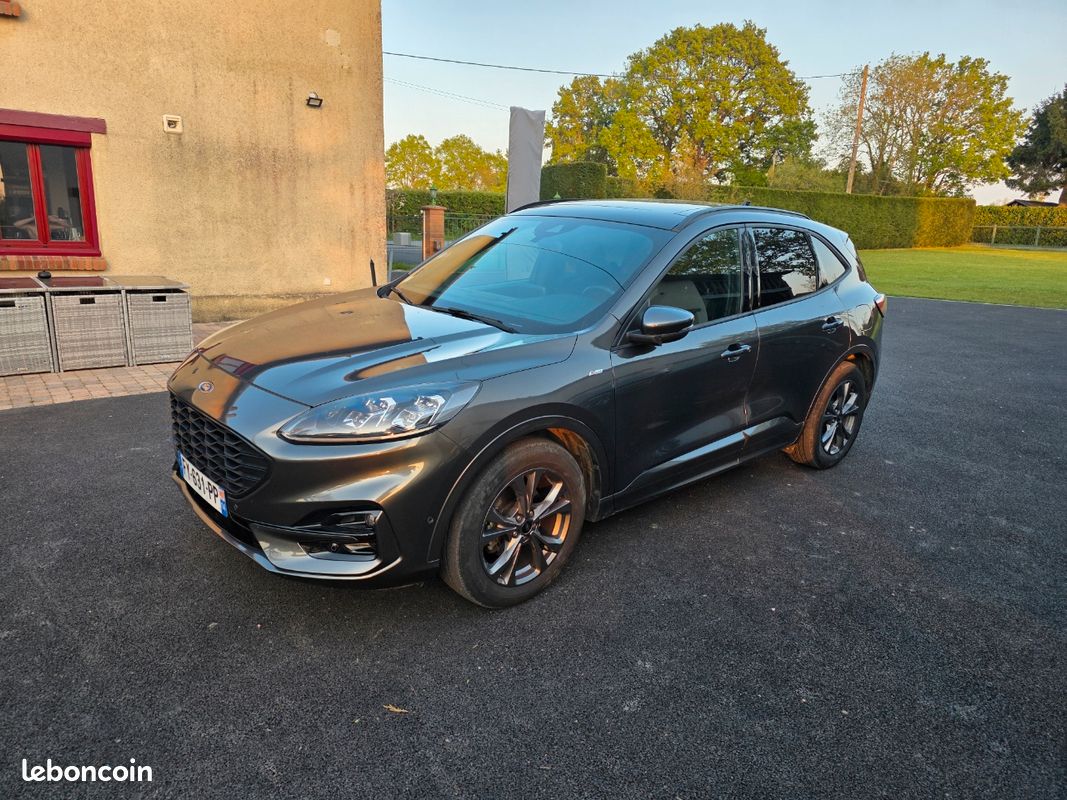 Ford Kuga ST LINE X 190 FHEV (image 1)