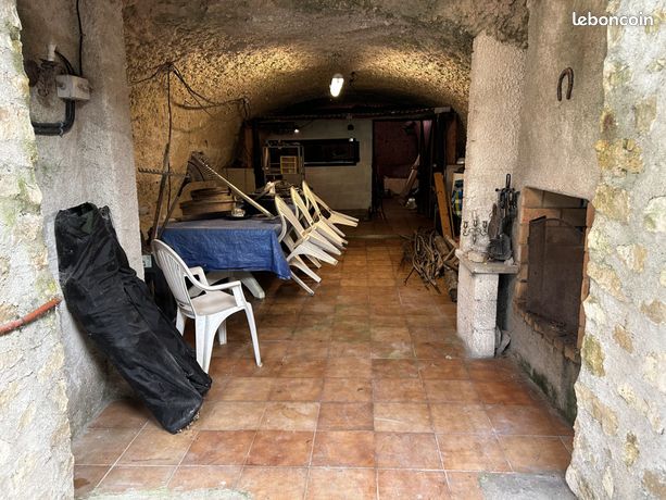 Maison 1 pièce 75 m²