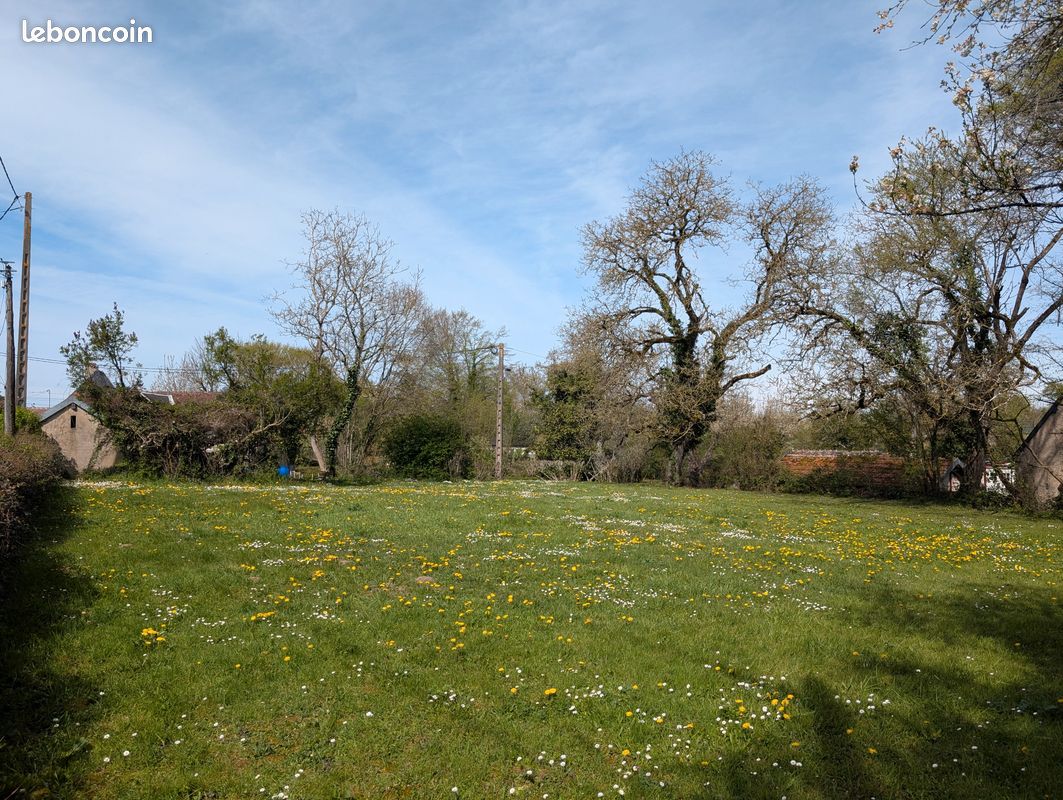 Terrain à bâtir · à Concressault · 10 000 €