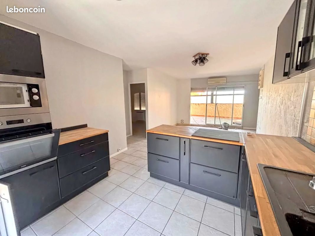 Appartement 3 pièces 65 m² · à Bergerac · 65 m² · 700 €
