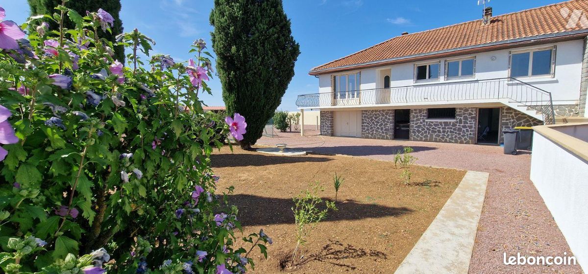 Maison 5 pièces 116 m² · à Saint-Jacques-de-Thouars · 116 m² · 142 800 €