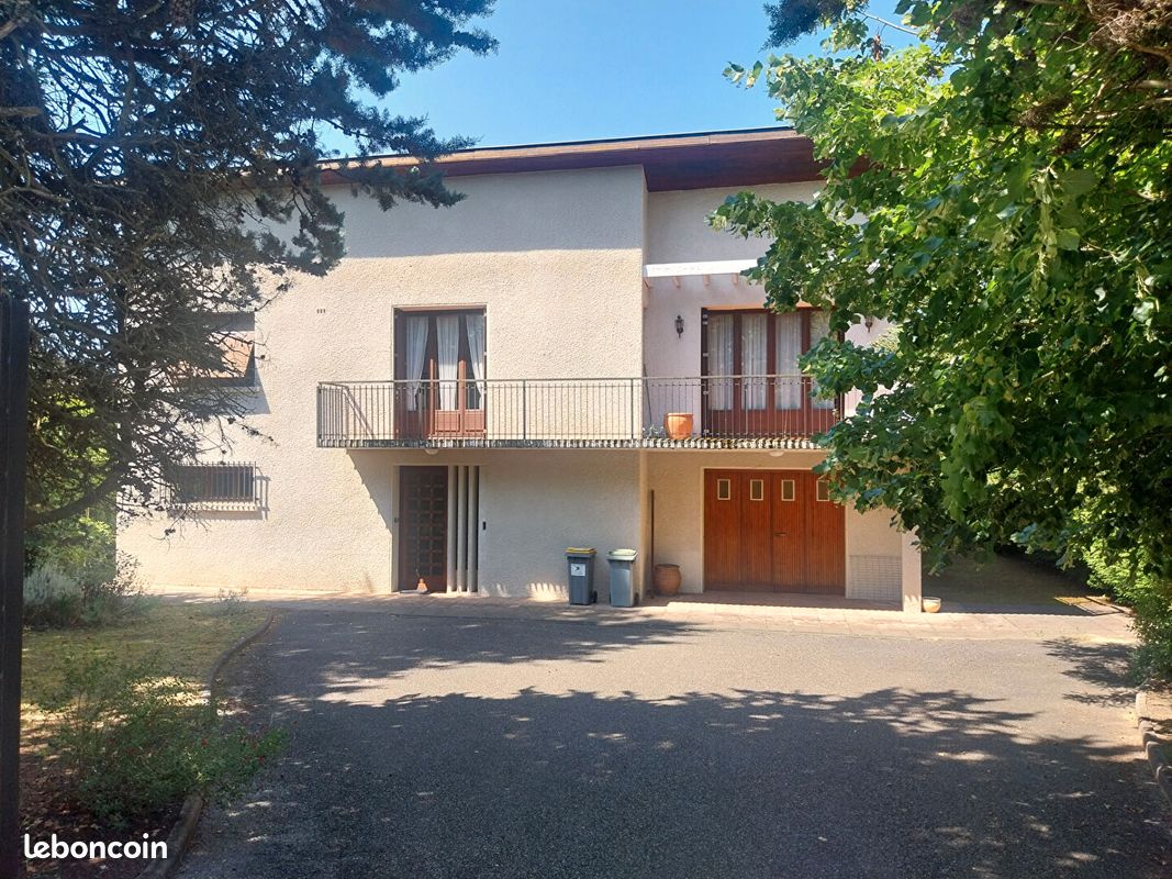 Maison 6 pièces 175 m² · à Pont-Évêque · 175 m² · 290 000 €