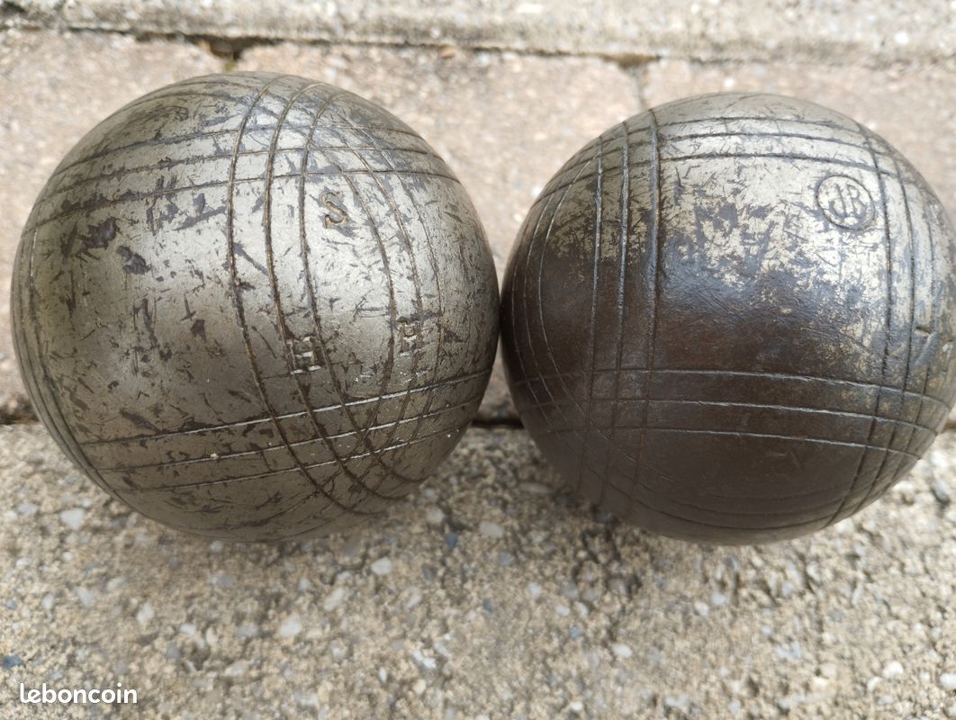 Boules De Petanque 76 À VENDRE! - FR