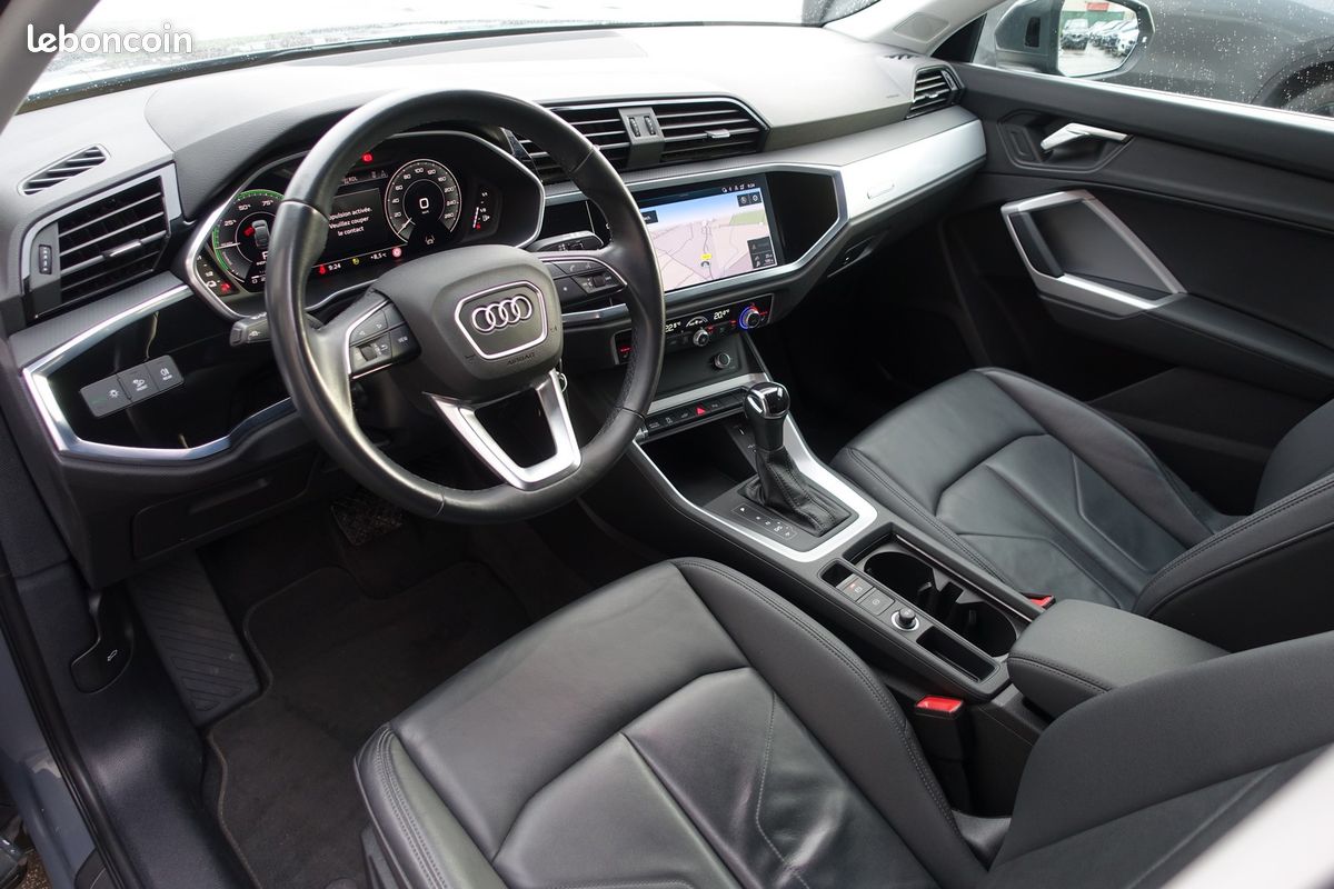 Q3 45 Tfsi e S-Tronic 245ch Hybride Rechargeable Virtual cockpit/Cuir chauffants/Gps Europe/Caméra/Carplay/Hayon électrique/1*Main/Garantie 12 mois (image 10)