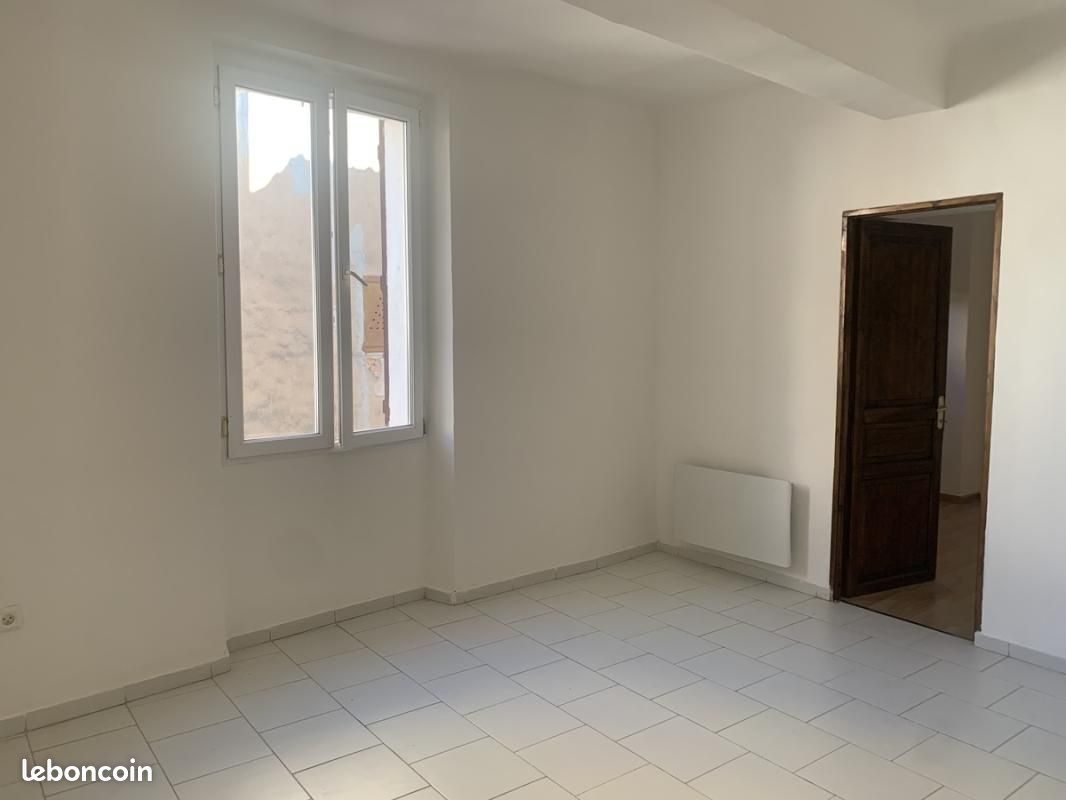Appartement 2 pièces 28 m² · à Puget-Ville · 28 m² · 498 €