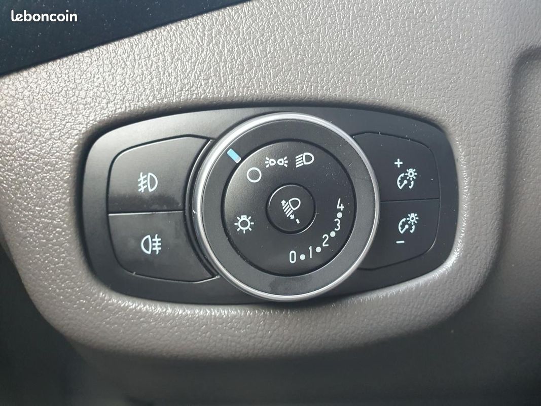 FORD TRANSIT CONNECT 1.5 EcoBlue - 120 - BVA S&S Fourgon L1 Trend (image 13)